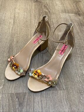 BETSEY JOHNSON • SZ. 8 women